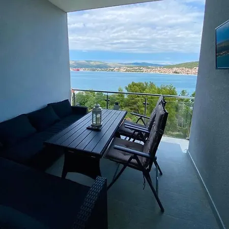 Seaesta Holiday-luxury Seaview 特罗吉尔